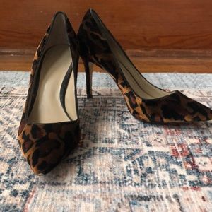 Ann Taylor Leopard Velvet Pumps